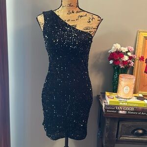 Altar's State black sequin dress size small